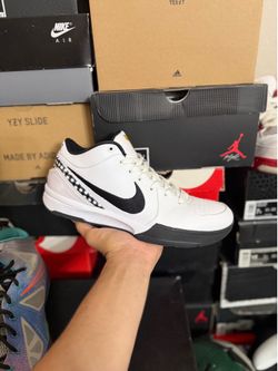 Kobe 4 Protro Mambacita Gigi size 9.5 VNDS