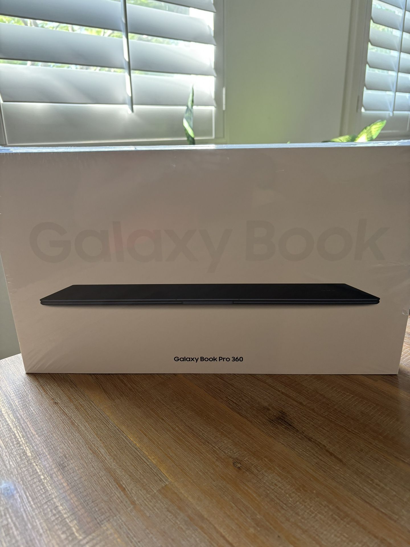 Galaxy 360 8GB 13.3 In Touch Screen New