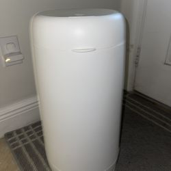 Munchkin Flex Diaper Pail