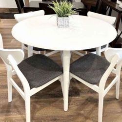 Mid Century Modern Style Dining Set With 4 Chairs