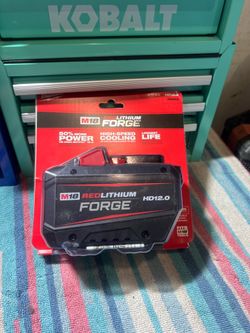 Milwaukee  M18  forge  hd12.0