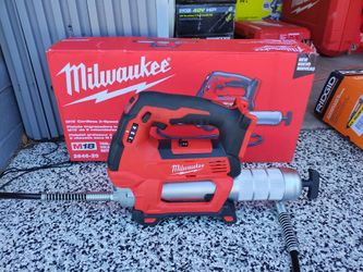 Grease gun Milwaukee m18 tool only