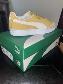 Women’s Honey Mustard Puma Classics 