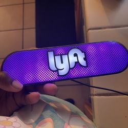 Lyft Emblem 