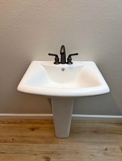 Brand New Sink - Still in Box