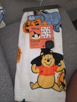 Winnie The Pooh Halloween 🎃 Toddler Blanket