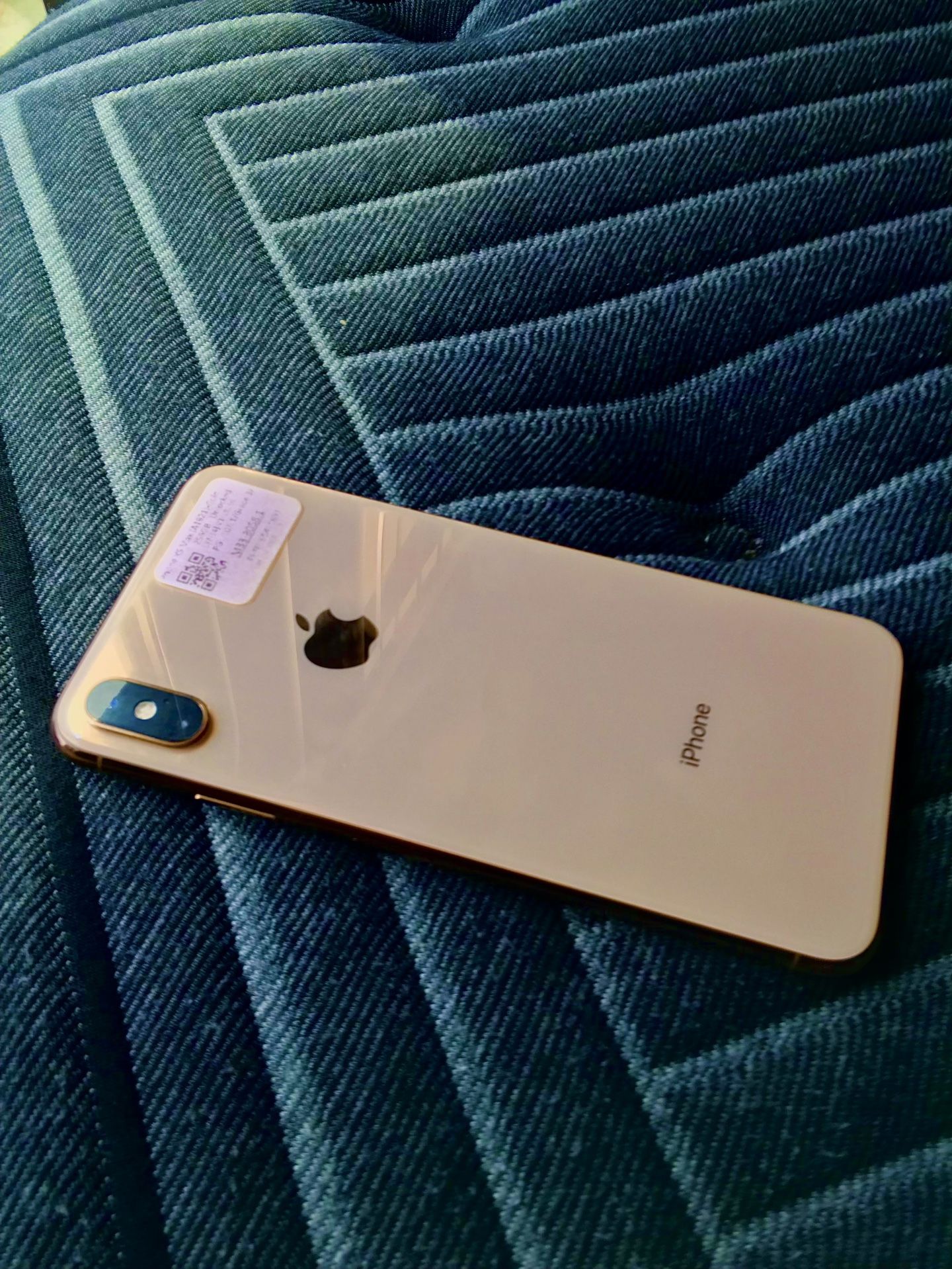 Apple Refurbished Unlocked iPhone XS Max 256GB Gold