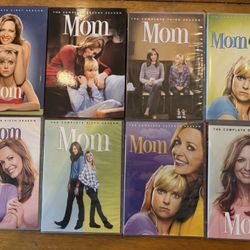 Mom - Complete Series 