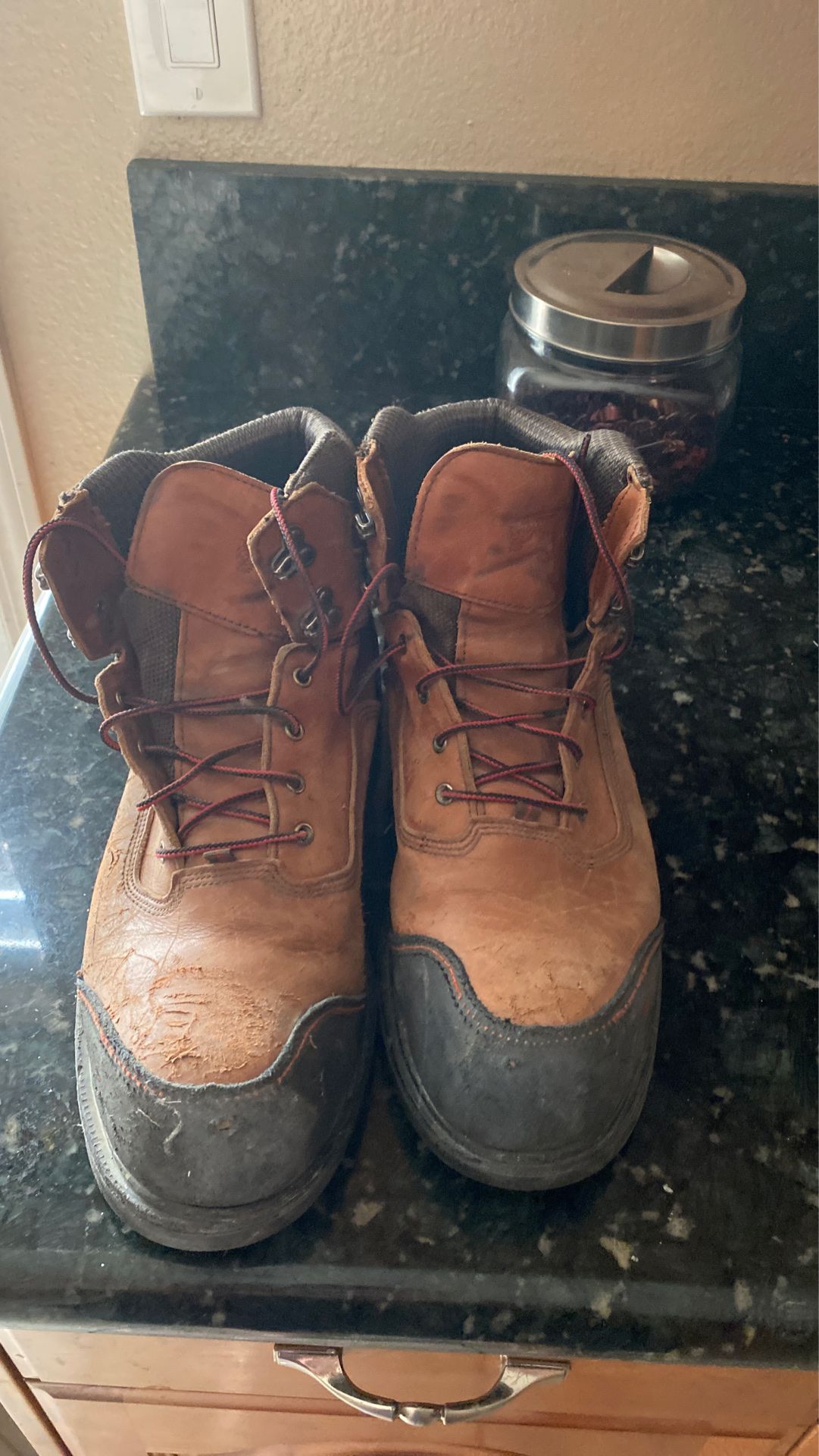 Red wings work boots