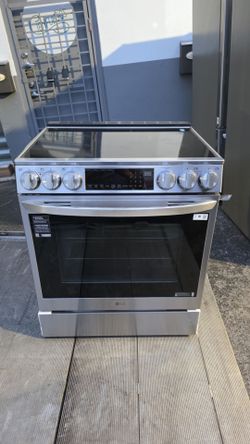 LG Electric Range – Brand New
