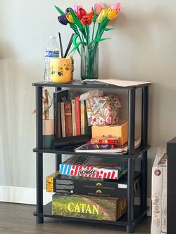 Desk table and side table
