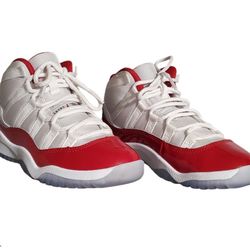 Air Jordan 11 Retro
Cherry 2022