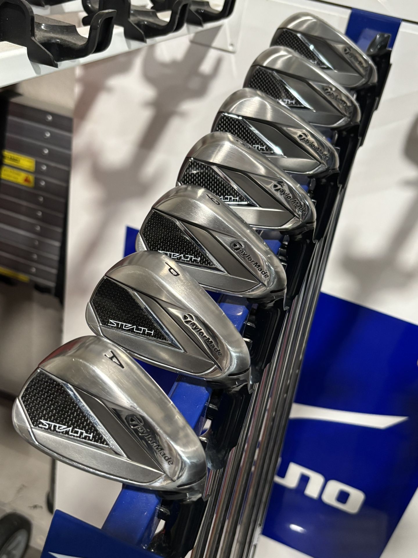 TaylorMade Stealth Golf Iron Set