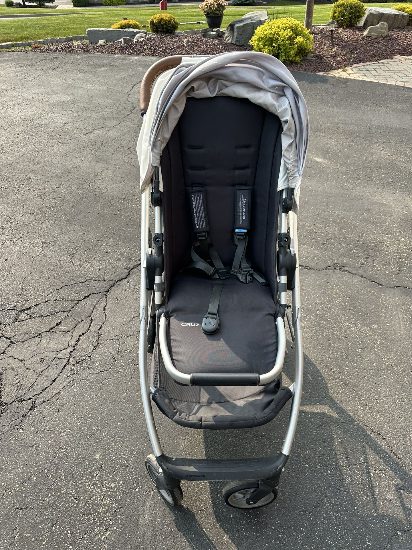 Uppababy Cruz Vista With Snack Tray
