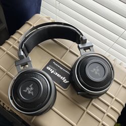 Razor Nari Wireless Ultimate Gaming Headphones 