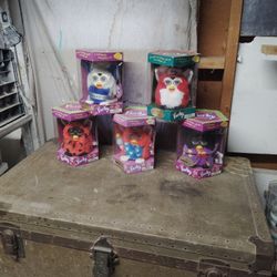 FURBY COLLECTIBLE ITEMS