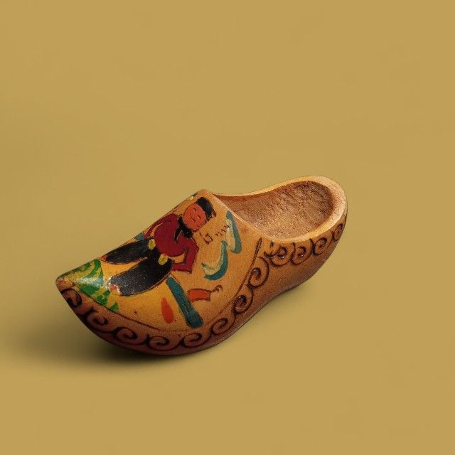 Vintage Genuine Hand Carved Hand Painted Wooden Dutch Clogs Holland Shoes