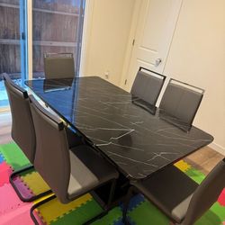 Dinning Table(Can be Delivered 🚚)