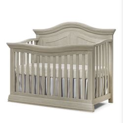 Sorelle Providence Panel Crib