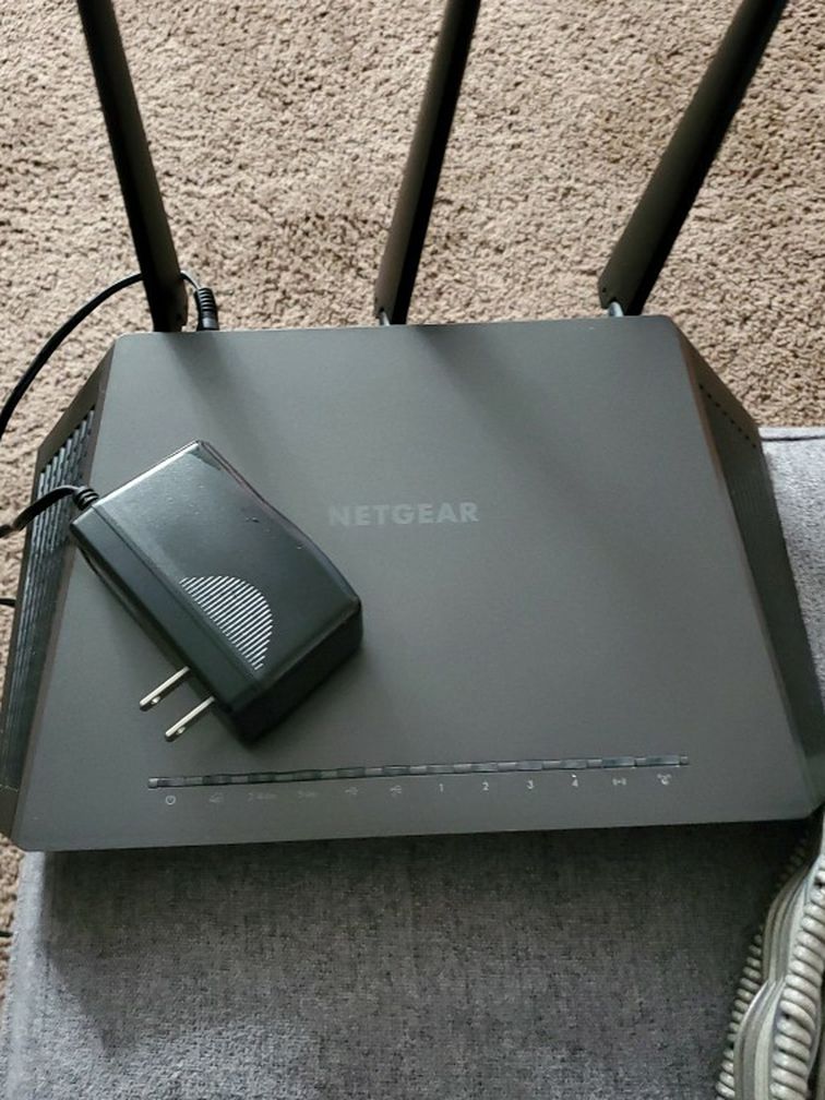 Netgear Nighthawk Ac1900 WiFi Router