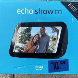 Amazon Echo Show 5 Smart Display (NEW) 