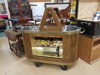 Vintage Mid Century Wood & brass bar cart on wheels