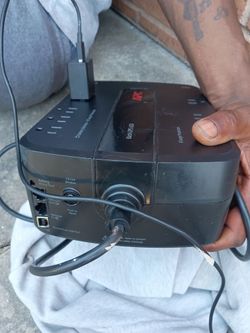 APC Back-UPS 650 Battery Backup UPS