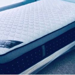 Queen Size Mattress  Pillow Top FIRM 15”thick Brand New Comfort+Quality WE FINANCE  Delivery Available to all cities.