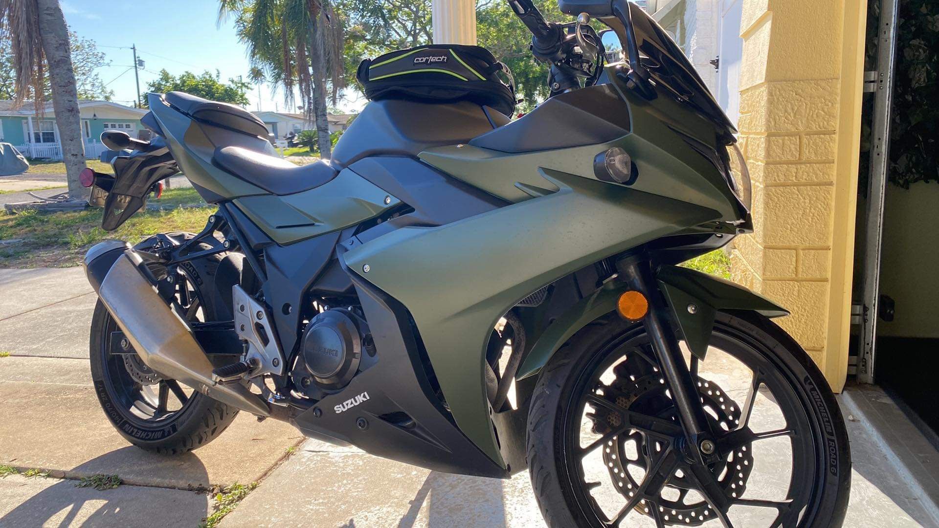 Suzuki 250 Street Bike