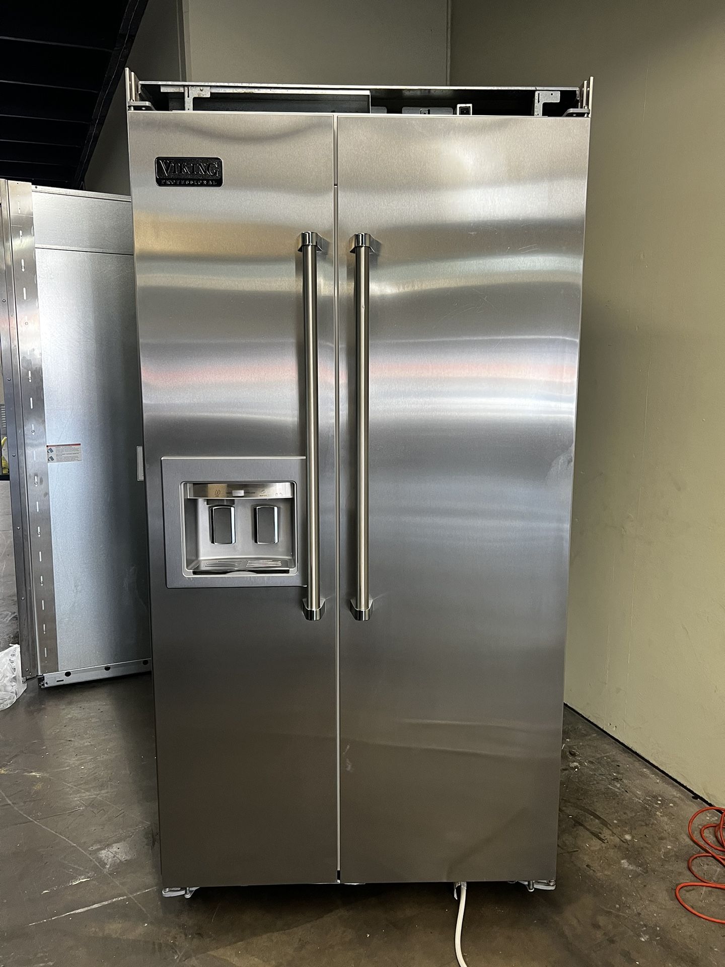 Viking 42” Stainless Steel Built In Side By Side Refrigerator 2014 Model 