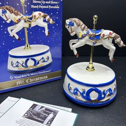 Mr Christmas musical carousel horse -  God rest ye Merry gentlemen  2010 new in box