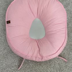 Newborn Lounger 
