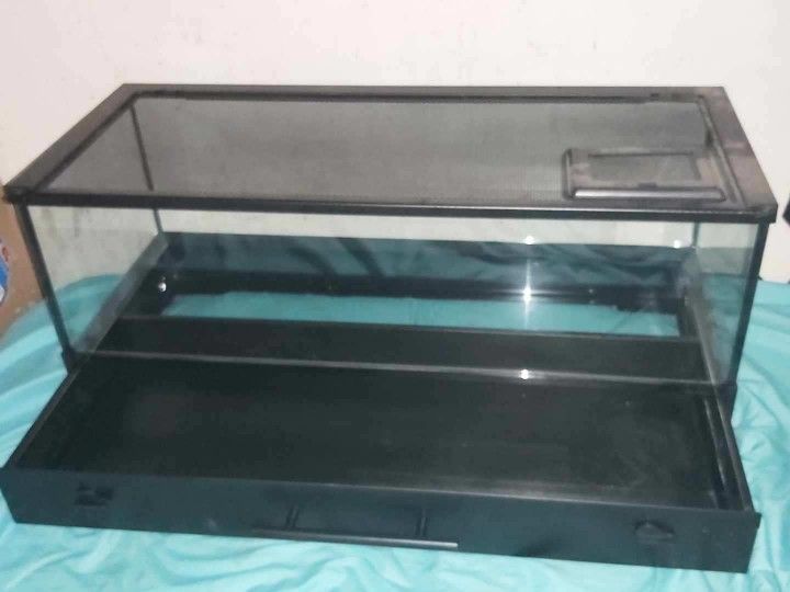 20 Gallon Terrarium Tank For Reptiles, Mice,amphibians.