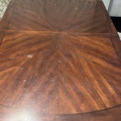 Dinning Table With 6 Chairs