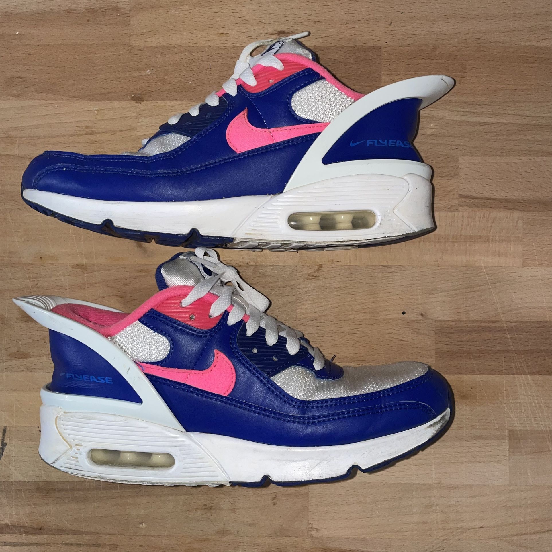 NIKE AIR MAX 90 FLYEASE WHITE-HYPER PINK SZ GS 6 WOMENS SZ 7.5