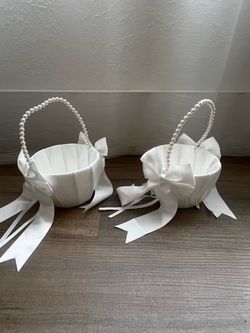 Flower girl baskets