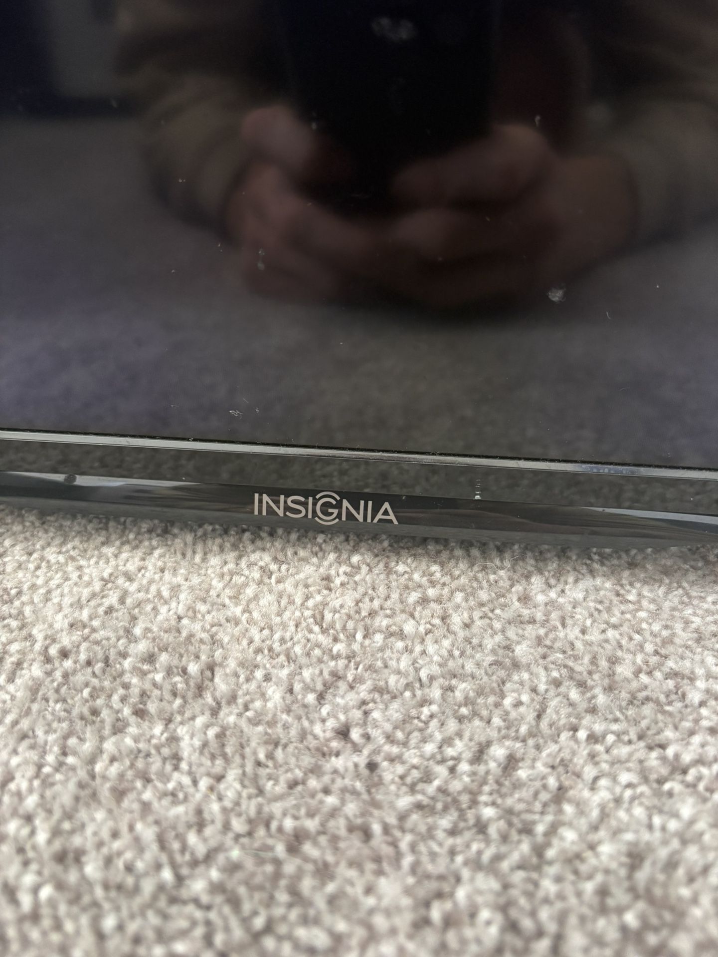 Insignia 36 Inch Tv