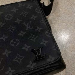 LV Monogram Messenger Bag PM District