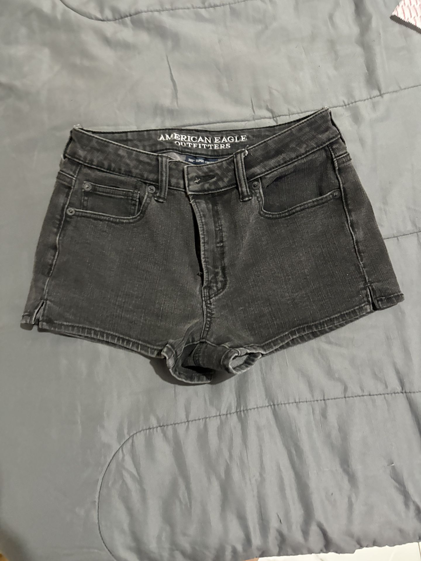American eagle black shorts size 4
