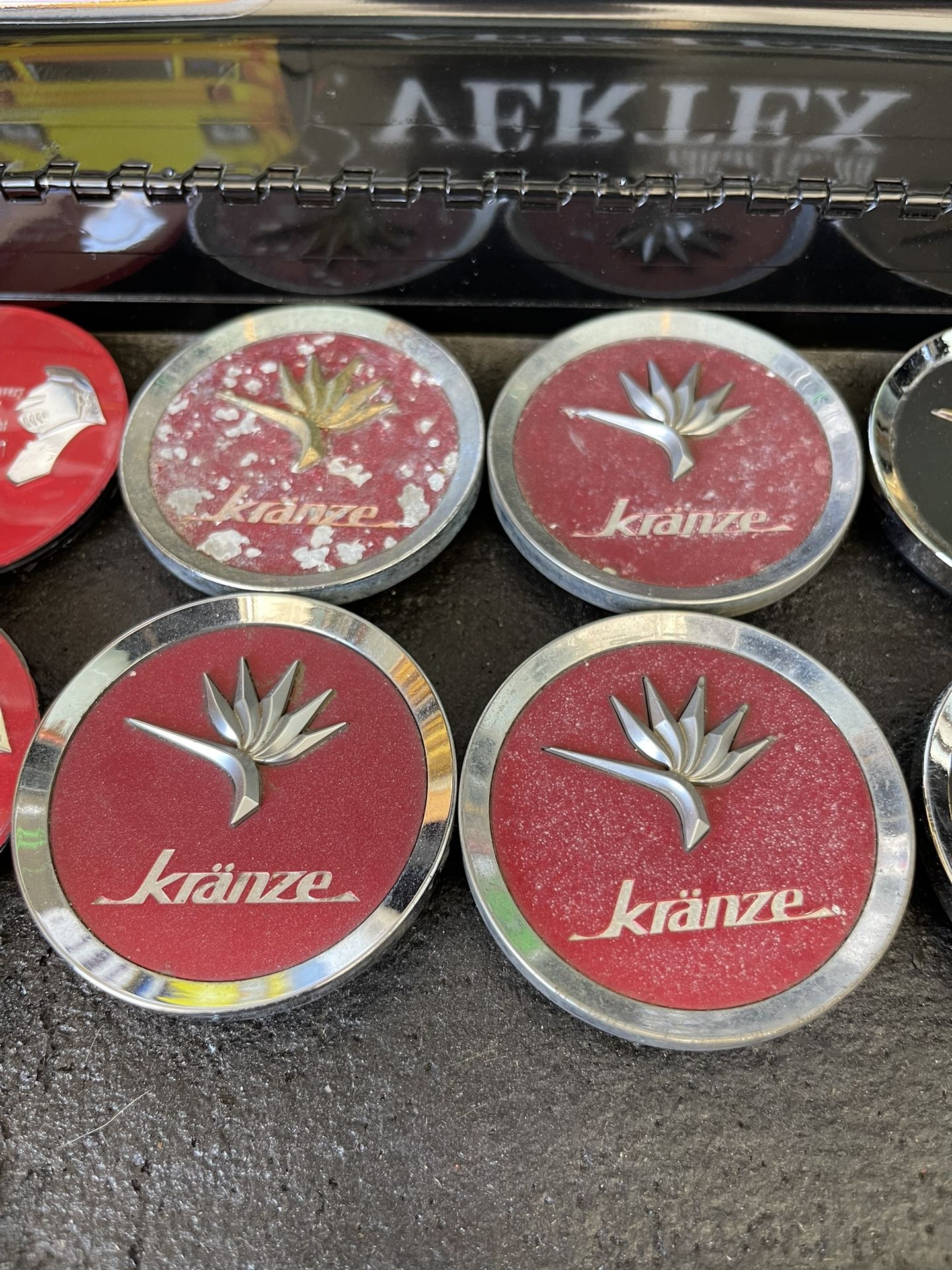 Weds Kranze Center Caps