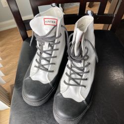Hunter White Canvas Black Dipped Boots M7 W9