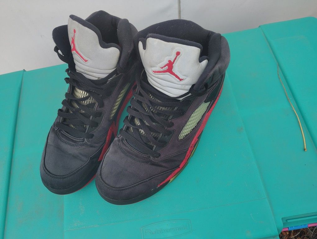 Jordan 5s Mens Size 10.5 Satin Bred
