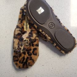 Michael Kors- Flip Flops/ Slippers
