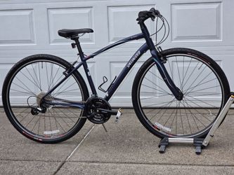 51cm Specialized Vita Hybrid Gravel Bike
