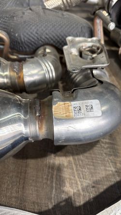 Corvette C8 Exhaust with tray