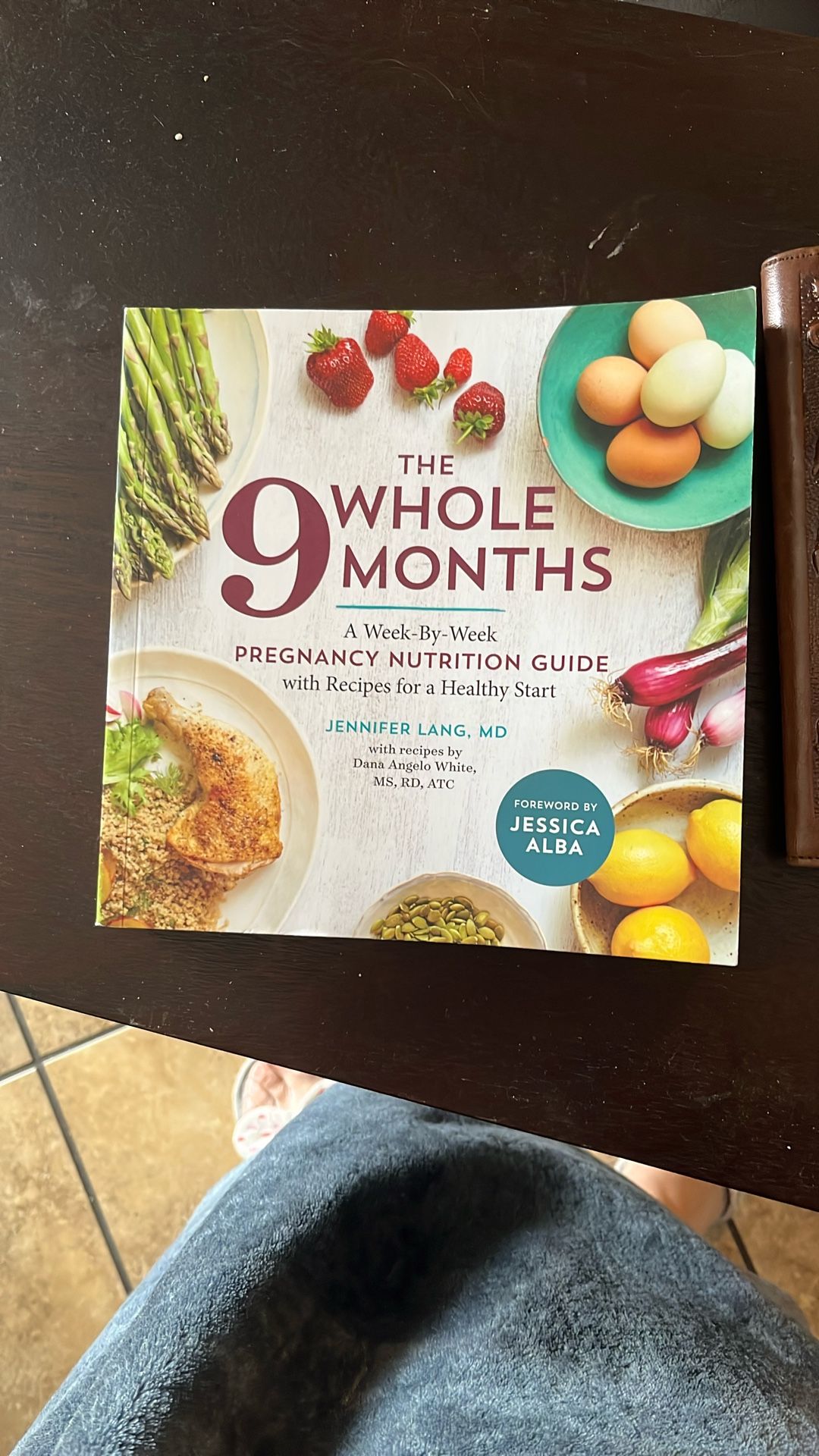 9 months pregnant nutrition book