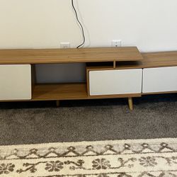 Matching TV Stand And Coffee Table 
