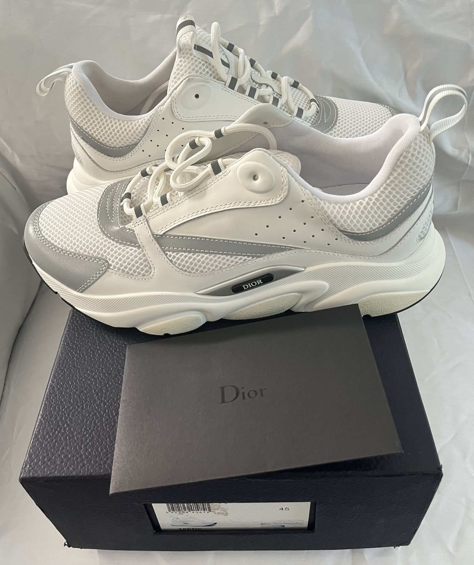 B22 Sneaker White Technical Mesh with White and Silver-Tone Calfskin, DIOR