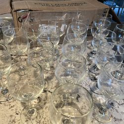 2 dzn wine glasses. larger quantities available. stemmed wine glasses glassware wedding party items