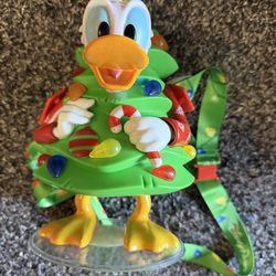 Donald Duck Christmas Sipper